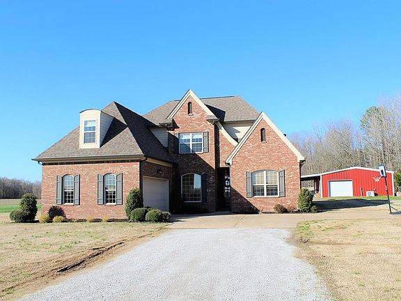 2nd image of 223 County Road 418