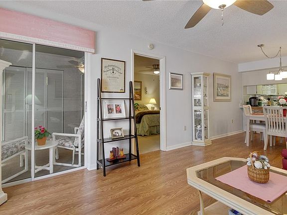 5th image of 12035 Hoosier Ct APT 204