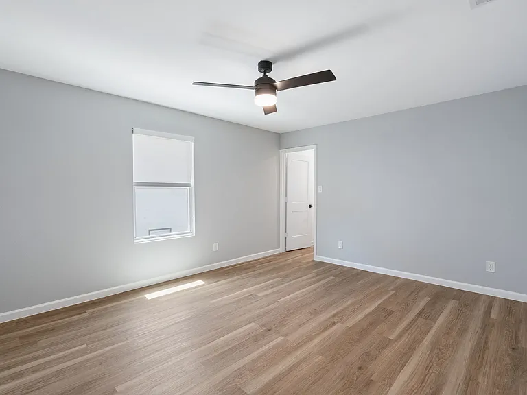2728 Livingston Ave — Photo 7
