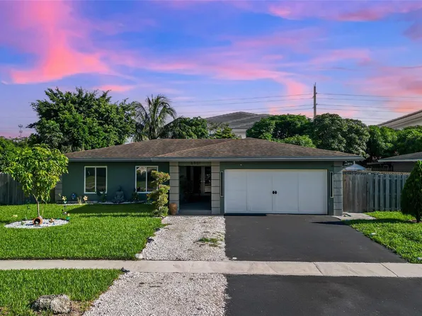 6951 NW 83rd Street, Tamarac, FL 33321