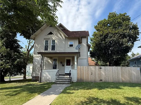 203 Keyes Ave, Watertown, NY 13601