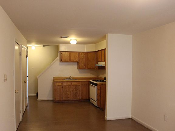 Living Room/Kitchen