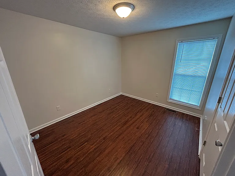 2701 Bowling Green Rd #2701 — Photo 8