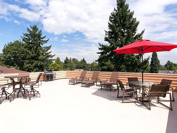 Community Patio Deck