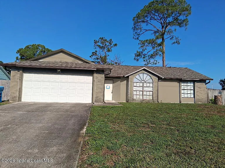 426 Jupiter Blvd NW — Photo 16