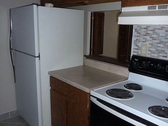 3rd image of 1230 E Singer Cir APT 104