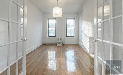 Rented by Bond New York