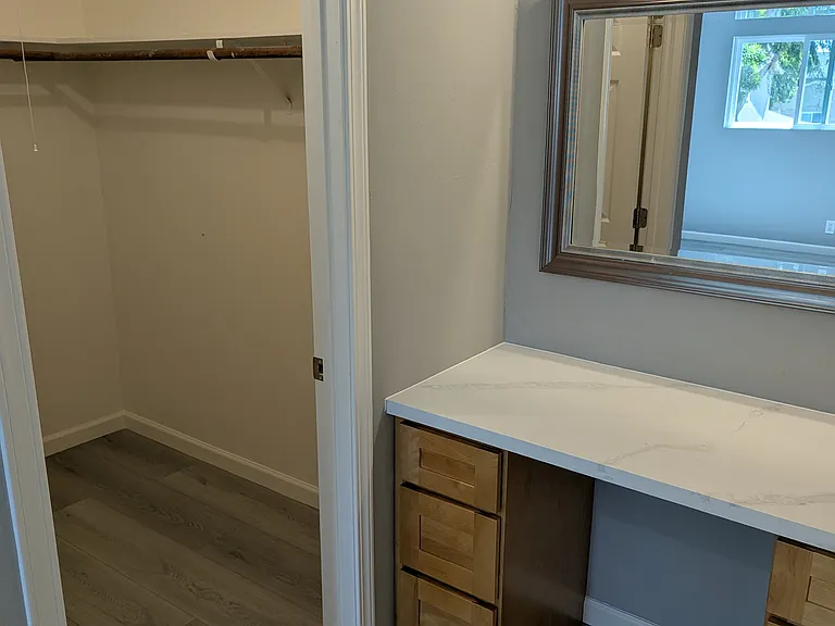 329 Ethyl St #4 — Photo 3