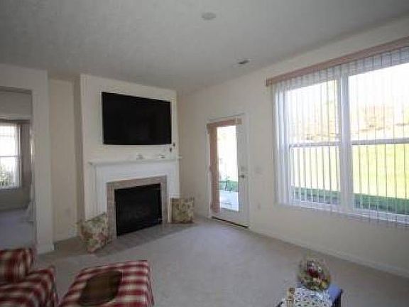 Familt Room 2