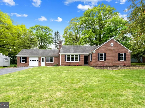 23 Chestnut Dr, Woodstown, NJ 08098