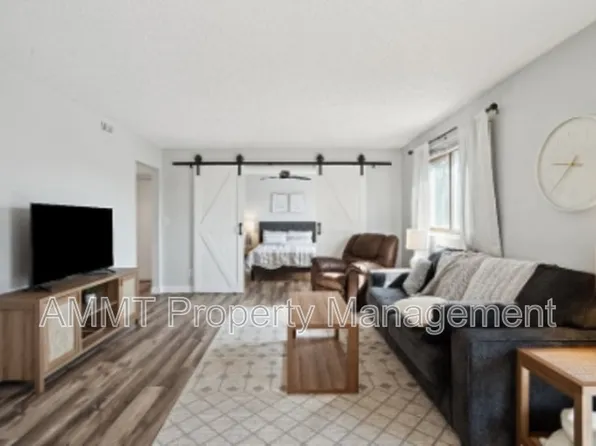 743 Westwinds Dr APT 3, Iowa City, IA 52246