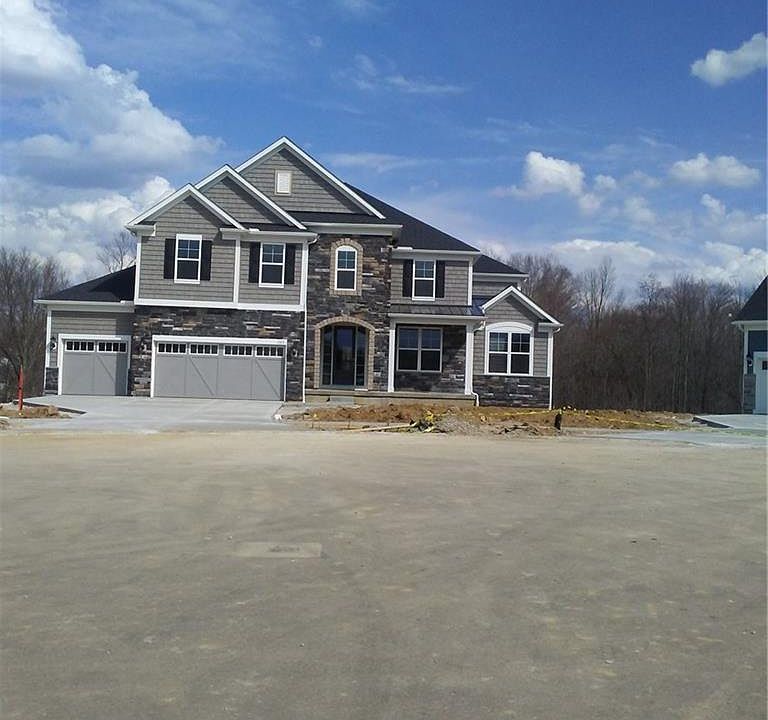 1st image of 203 Harvester Dr