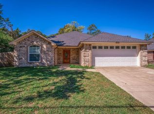 3215 Old Noonday Rd, Tyler, TX 75701