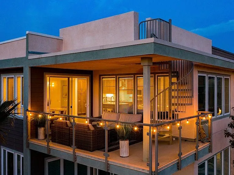 538 Doheny Way — Photo 33