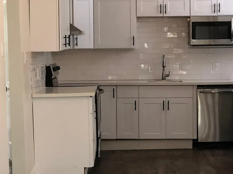 3508 Robert St #DOWNSTAIRS — Photo 1