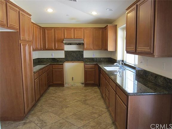 5th image of 17662 Sunnydale Pl