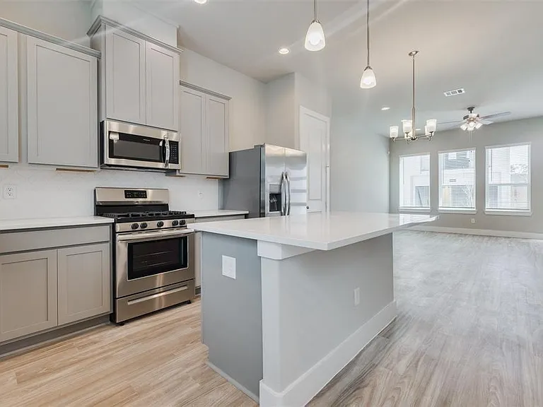 7705 Rainbow Close Ln — Photo 13