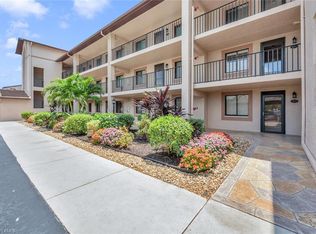 7340 Saint Ives Way APT 3105, Naples, FL 34104