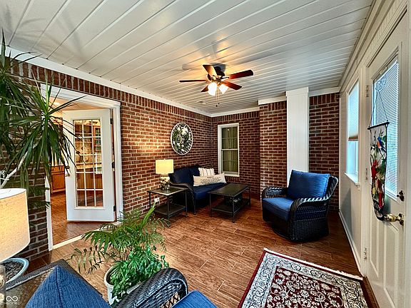4th image of 2365 Sunderland Dr
