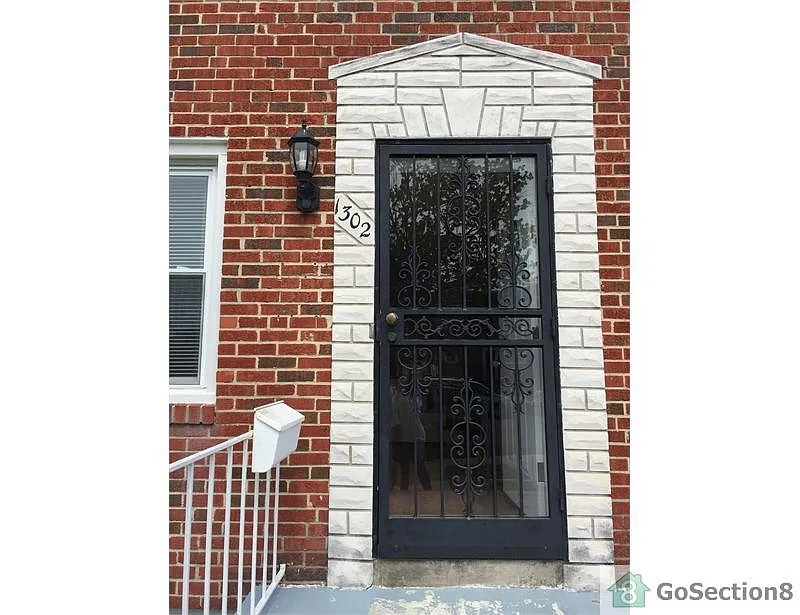 1302 Dalton Rd photo 1