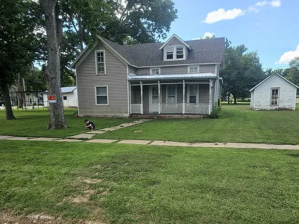 128 W Walnut St, Waterville, KS 66548