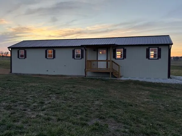 1967 Cattle Drive, Aurora, MO 65605