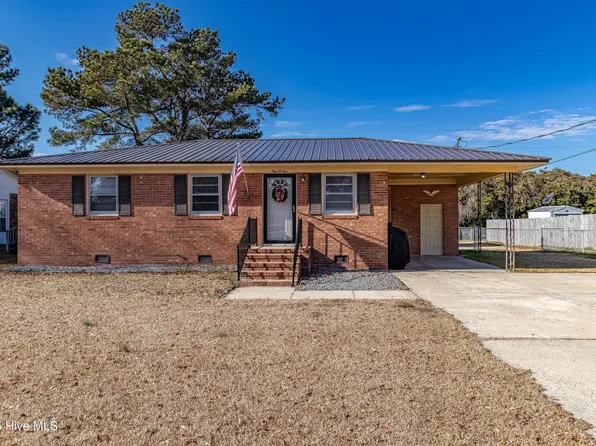 105 Dill Street, Mount Olive, NC 28365