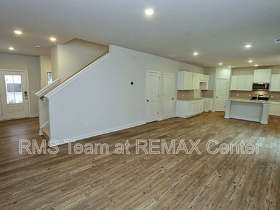 5th image of 5153 Union Heights Way