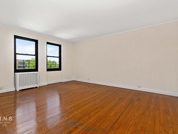 3rd image of 2728 Henry Hudson Pkwy #A52