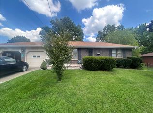 714 N Brunswick Ave, Marshall, MO 65340