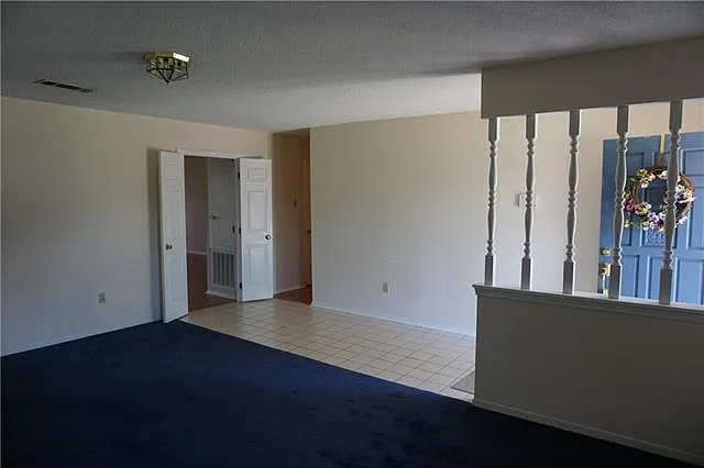 4216 Loire Dr — Photo 5