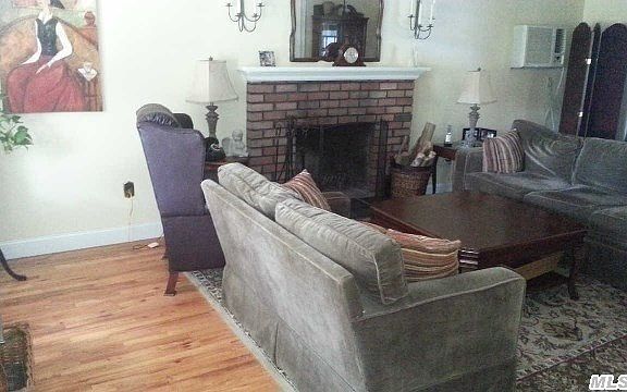 3rd image of 414 Hewlett Ave