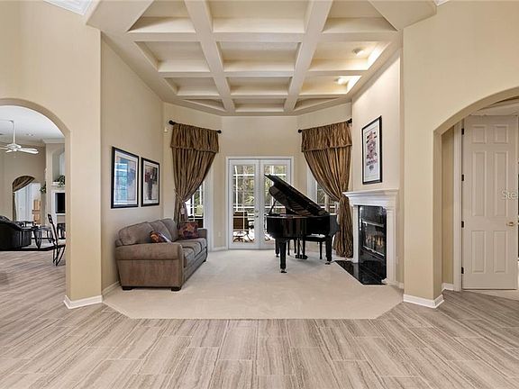 3rd image of 16356 Heathrow Dr