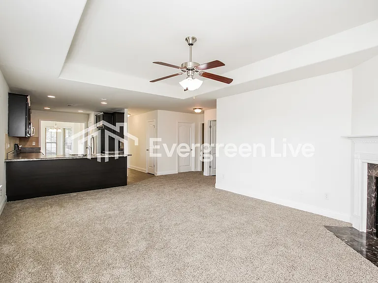 6821 Oaklawn Ln — Photo 3