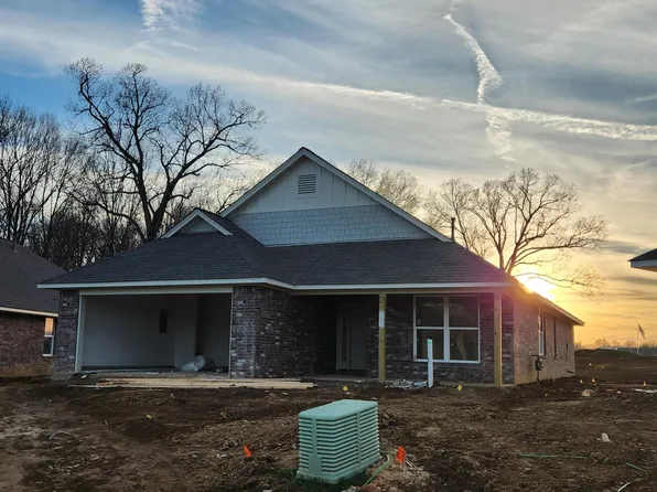 7835 Gardendale Dr, Olive Branch, MS 38654