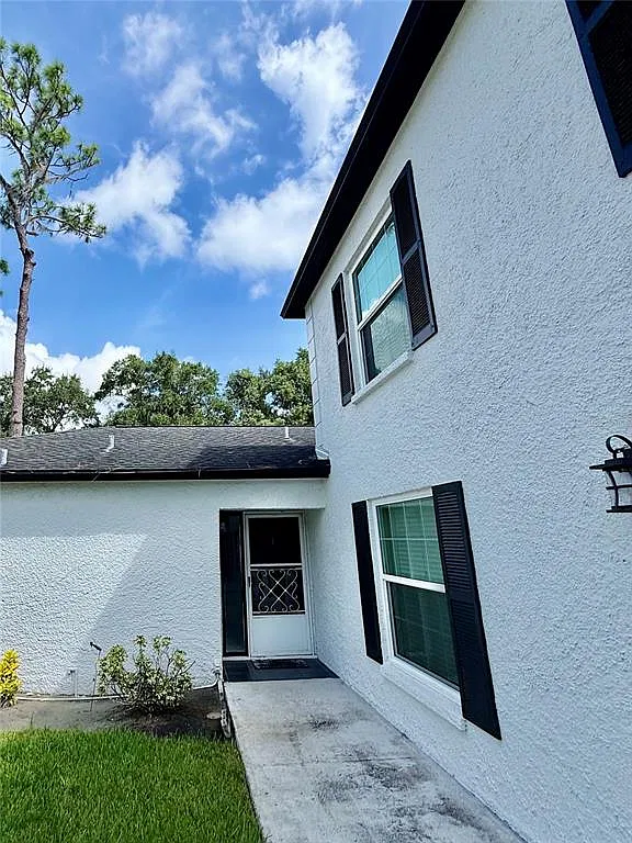 2 bed, 2.0 bath, 1221 sqft, $1,775 — Photo 3