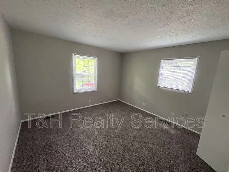 3644 Celtic Dr — Photo 13
