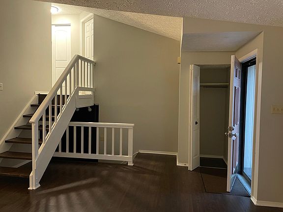3rd image of 3351 Chetwood Pl