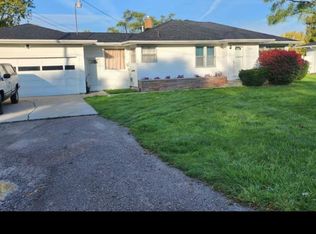 1701 Prueter Rd, Saginaw, MI 48601