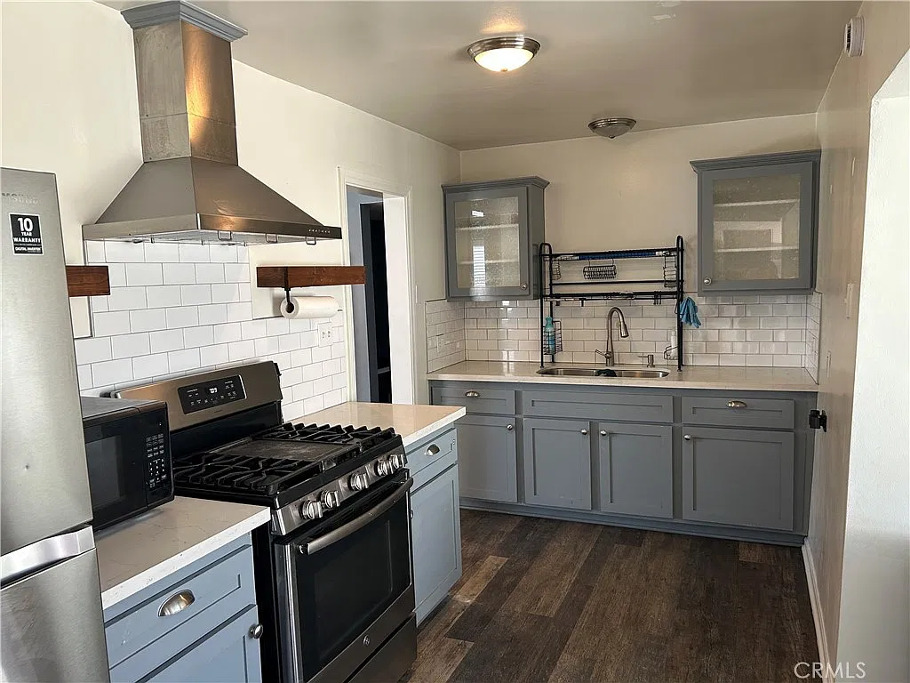 2 bed, 1032 sqft, $2,650 — Photo 4