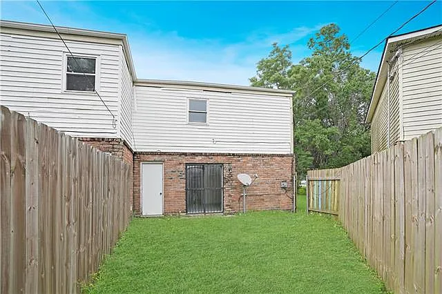 502 Behrman Hwy — Photo 17