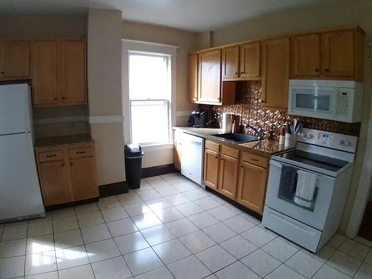 522 Morris St #B — Photo 2