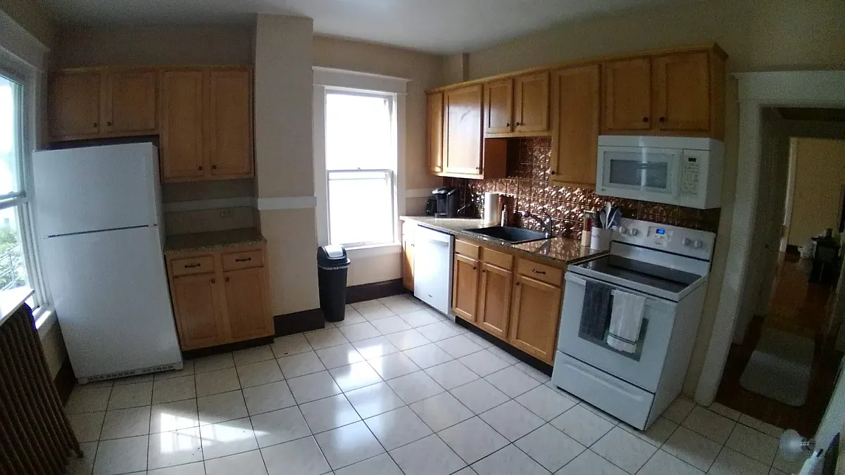 Building Photo - 522 Morris St #B