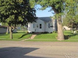 374 S 2nd Ave, Lismore, MN 56155