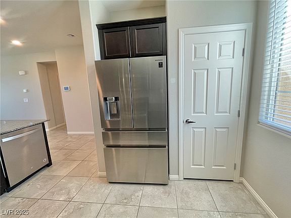 4th image of 4308 Solitude Falls Ave
