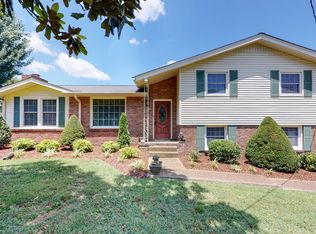 143 Hickory Heights Dr, Hendersonville, TN 37075