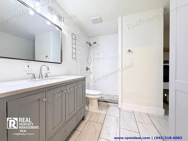 706 Jamestown Dr — Photo 23