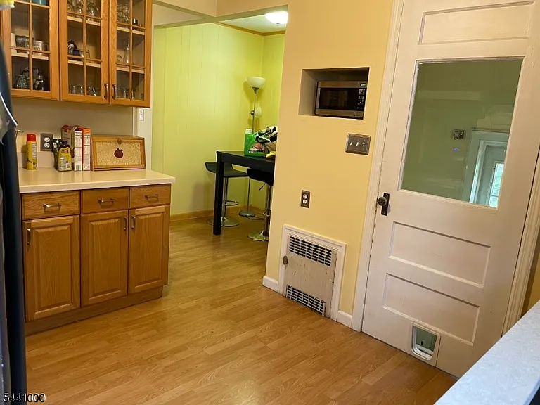 26 Parkway W — Photo 10