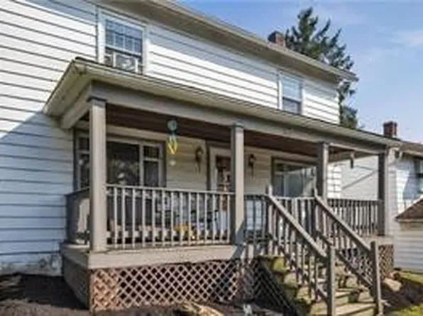 2052 Main St, Claridge, PA 15623