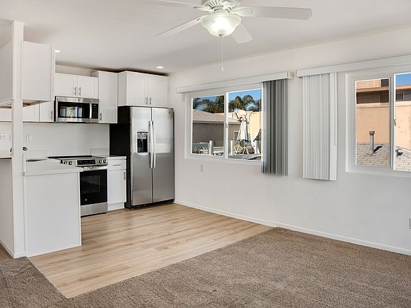 3rd image of 2857 Bayside Walk